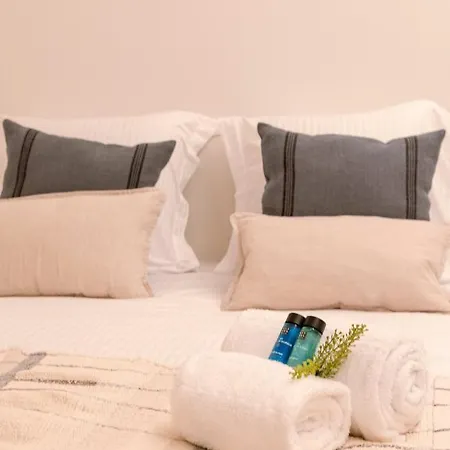 شقة Newly Renovated Near The Beach كنوك هايست