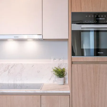 Newly Renovated Near The Beach *